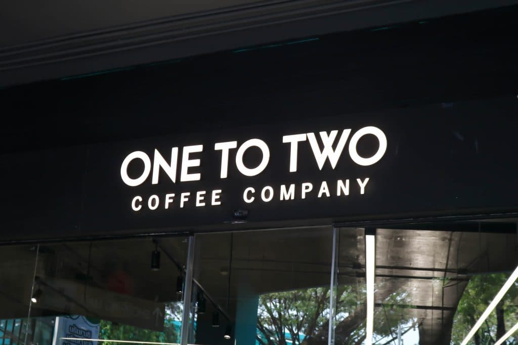 บรรยากาศหน้าร้าน 1:2 Coffee เปิดแล้วที่ The Paseo Mall ลาดกระบัง