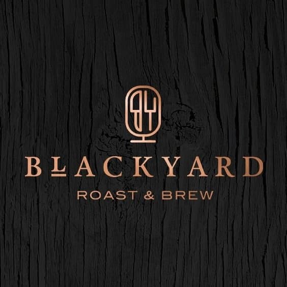 Blackyard Rost&Brew ( Mobile Slip By นาย เสกสรรค์ เตชะประภาแสง )